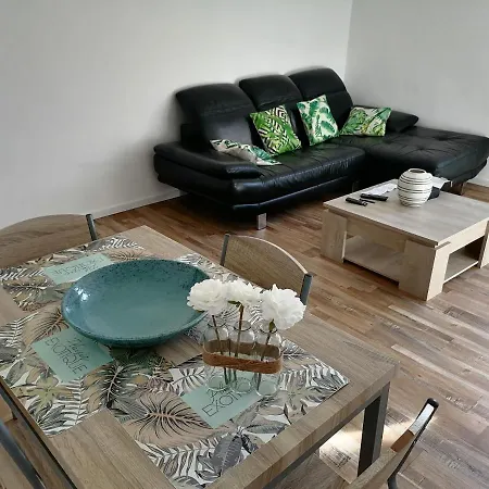 Appartement T3 Proche De La *